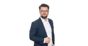 schoenherr beraet verkaeufergruppe von flightkeys bei strategischer investition durch insight partners min